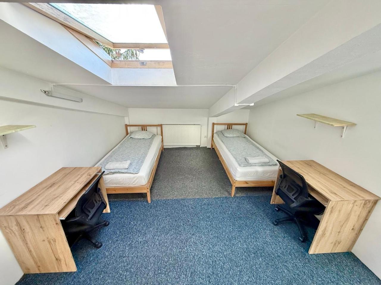 Student-House Kazimierzowska Hostel วอร์ซอ ภายนอก รูปภาพ